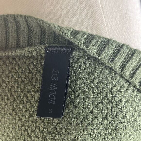 DB Moon Green High-Low Sweater - Picture 7 of 7
